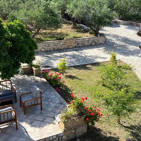 Peroulia Bay View Maisonette Koróni