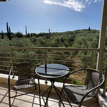 Peroulia Bay View Maisonette * Koróni